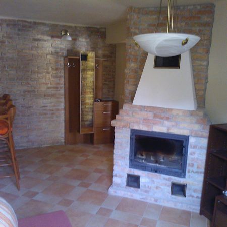 Mediterran Apartmanhaz Szántód 部屋 写真