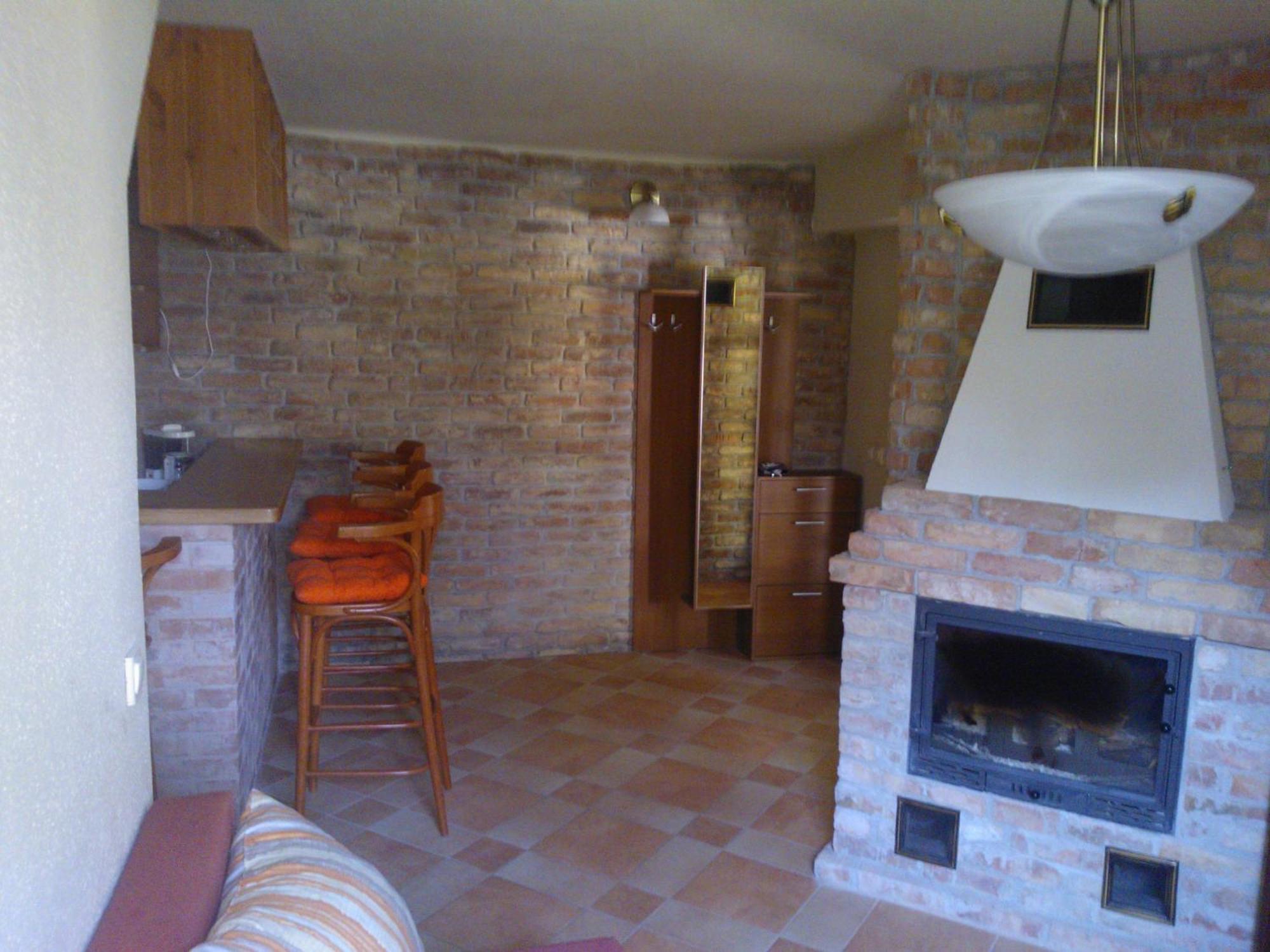 Mediterran Apartmanhaz Szántód 部屋 写真