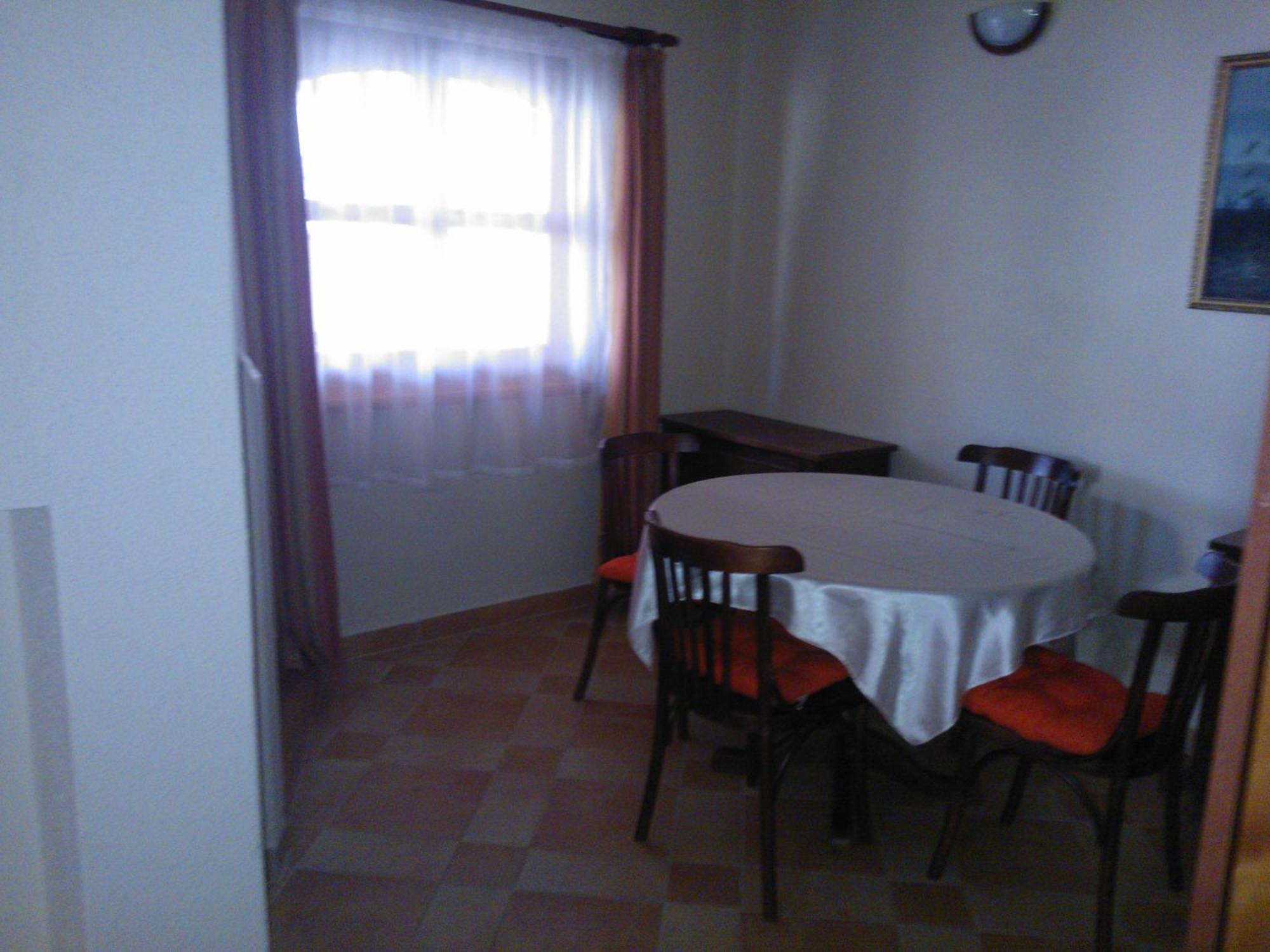 Mediterran Apartmanhaz Szántód 部屋 写真